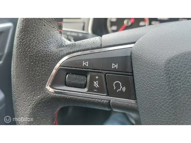 SEAT Ibiza 1.0 TSI FR Business Intense 2019 Benzine 18