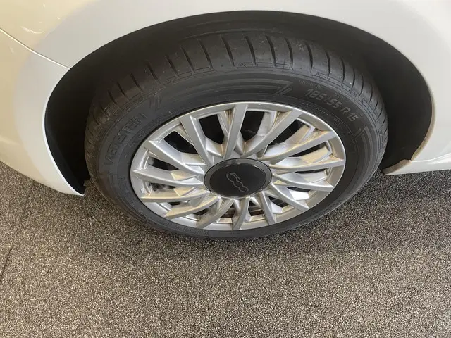 Fiat 500C 1.0 Hybrid Lounge 2020 Benzine 27