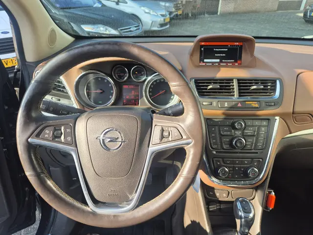 Opel Mokka 1.4 T Cosmo Automaat Leder Trekhaak 2014 Benzine 2
