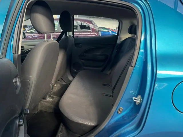 Mitsubishi Space Star 1.0 Inform 2014 Benzine 10