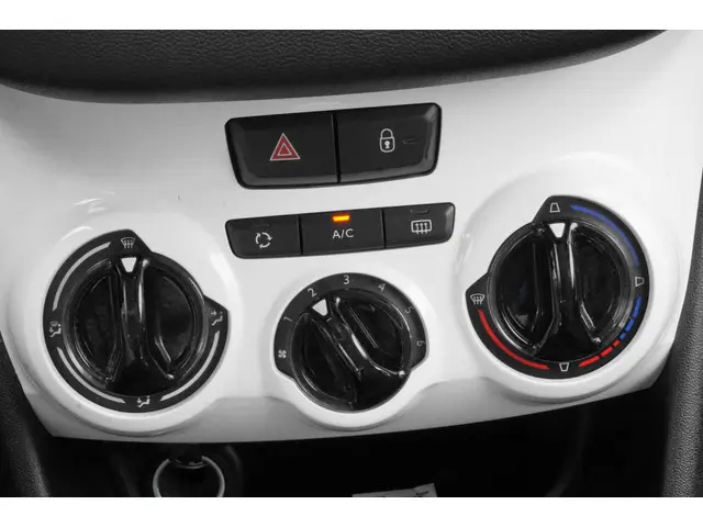 Peugeot 208 1.0 VTi LIKE SPORTLINE 2014 Benzine 8