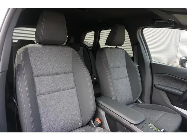 BMW 2 Serie Active Tourer 216i 2024 Benzine 8