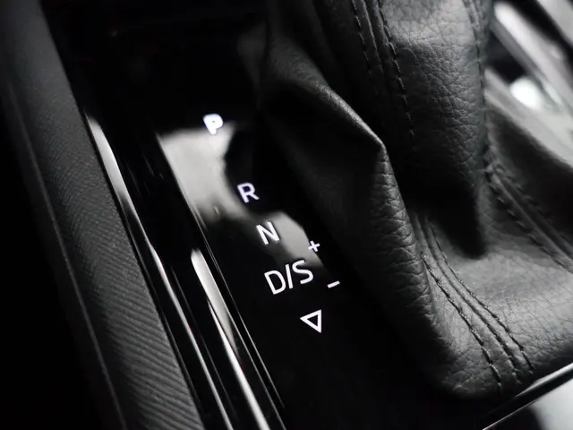 Škoda Scala 1.5 TSI Business Edition Aut- 2020 Benzine 16