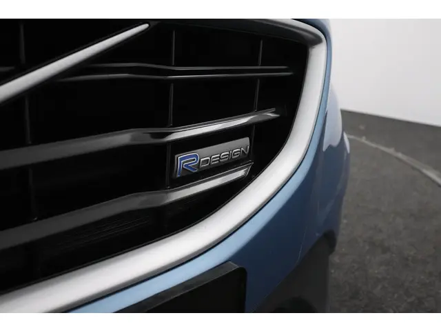 Volvo V40 2.0 D2 R-Design 2016 Diesel 41