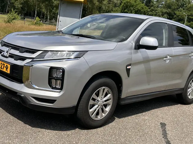 Mitsubishi ASX 2.0 Pure 2020 Benzine 17