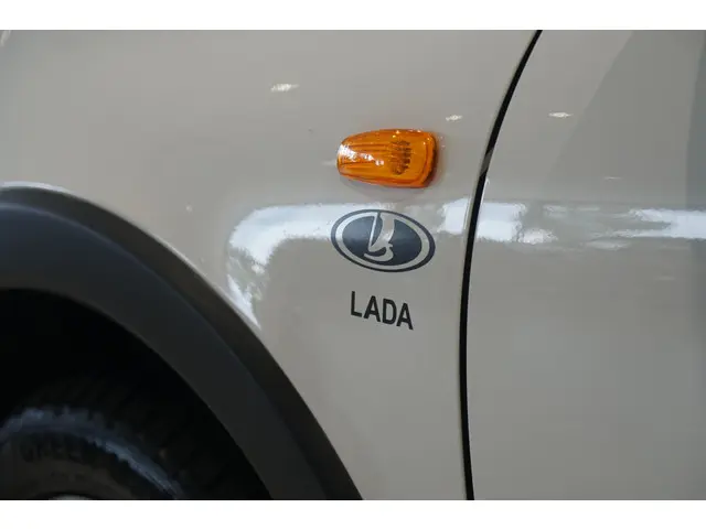 Lada Kalina Cross 2194 2016 Benzine 26