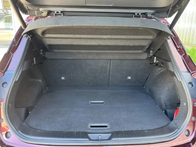 Nissan QASHQAI 1.3 MHEV Tekna 2023 Benzine 27