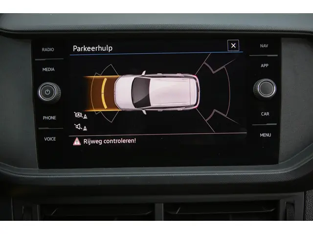 Volkswagen T-Cross 1.0 TSI Life Bns 2021 Benzine 12