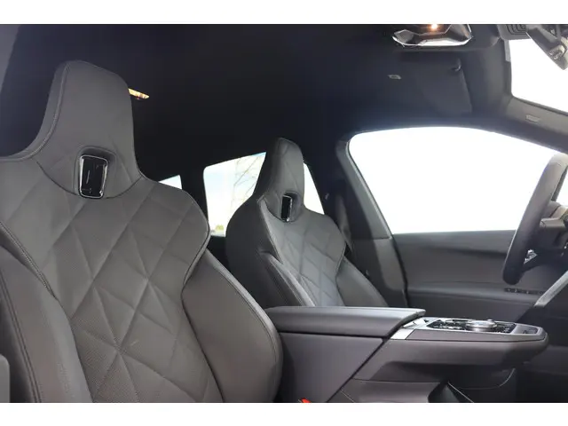 BMW iX xDrive45 2025 Elektrisch 10