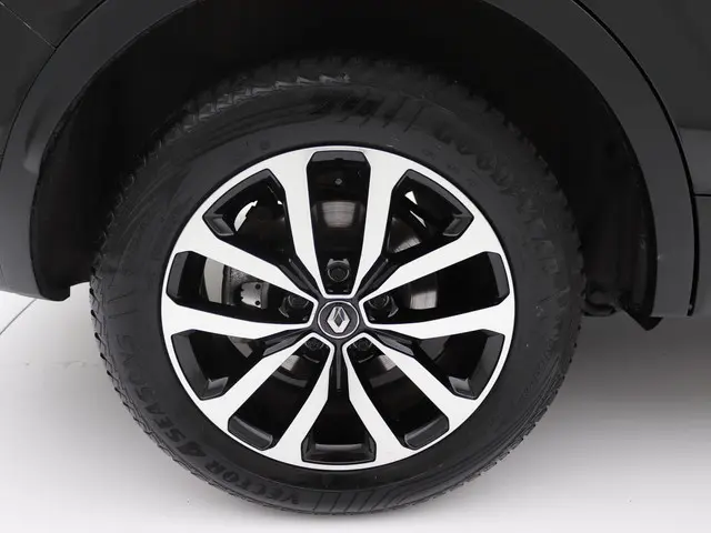 Renault Kadjar 1.3 TCe Limited Aut. 142pk 2022 Benzine 31