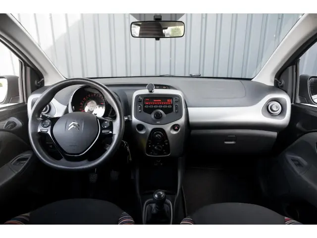 Citroën C1 1.0 e-VTi Feel*Airco*Bluetooth* 2014 Benzine 9