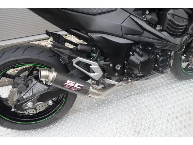 Kawasaki Z800 ABS 2016 Benzine 9