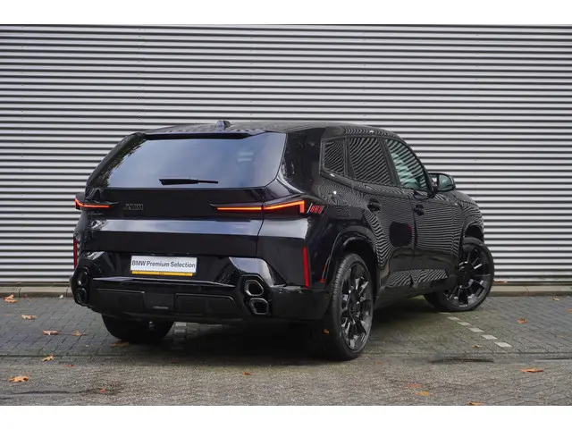 BMW XM 50e 2025 Hybride Benzine 8