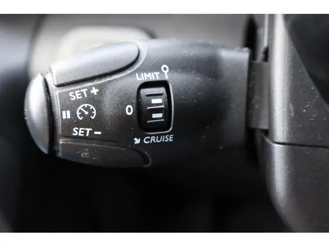 Peugeot Partner 1.5 BlueHDI Premium 2020 Diesel 20