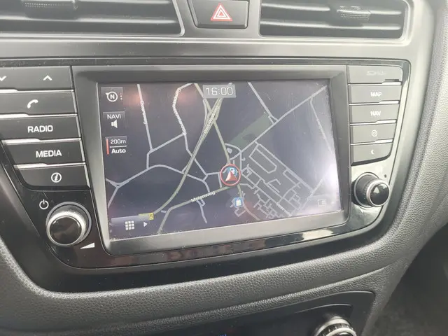 Hyundai i20 1.0 T-GDI Comfort 2017 Benzine 21