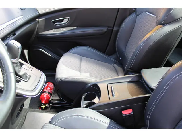 Renault Scénic 1.3 TCe Intens 2021 Benzine 19
