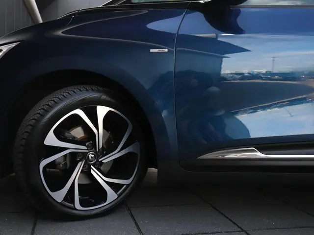 Renault Grand Scénic 1.2 TCe Bose 2017 Benzine 16