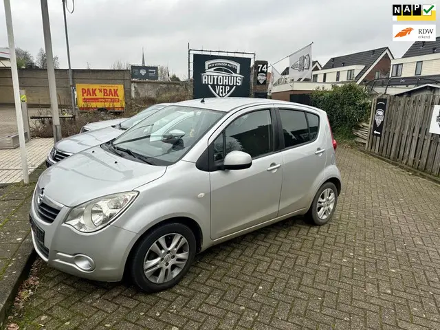 Opel Agila 1.0 Edition 2012 Benzine