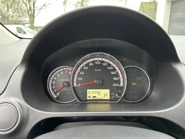 Mitsubishi Space Star 1.2 Intense 2022 Benzine 15