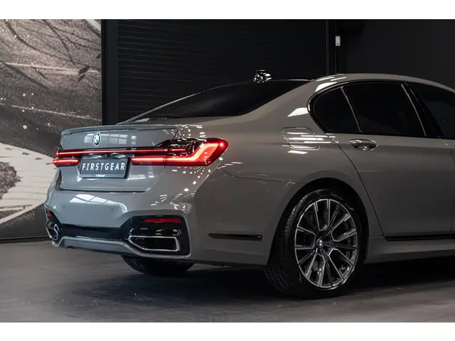 BMW 7 Serie 745e High Executive 2019 Hybride Benzine 16
