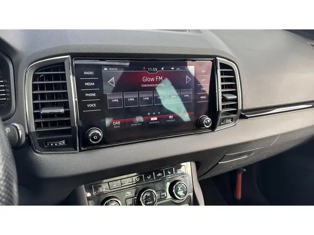 Škoda Karoq 1.5 TSI ACT Sportline Business 2020 Benzine 25