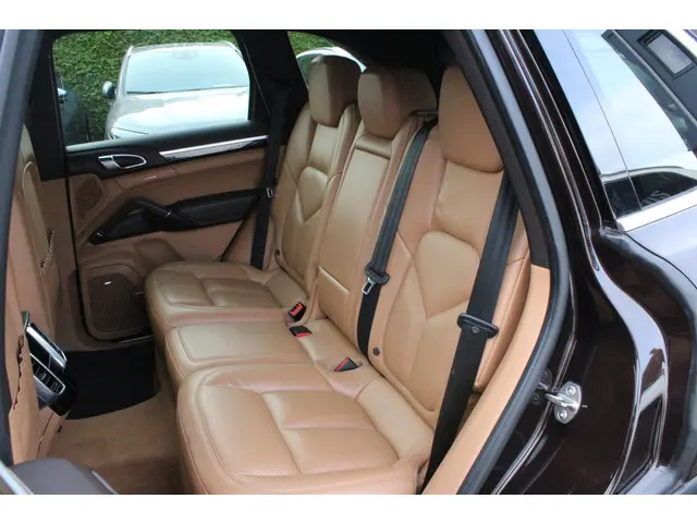 Porsche Cayenne 3.0 S E-Hybrid 2015 Hybride Benzine 46