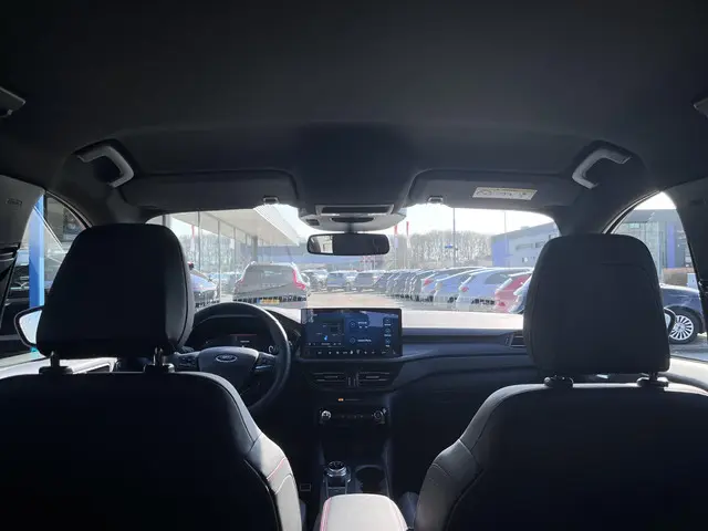 Ford Kuga 2.5 PHEV ST-Line X 2025 Hybride Benzine 14