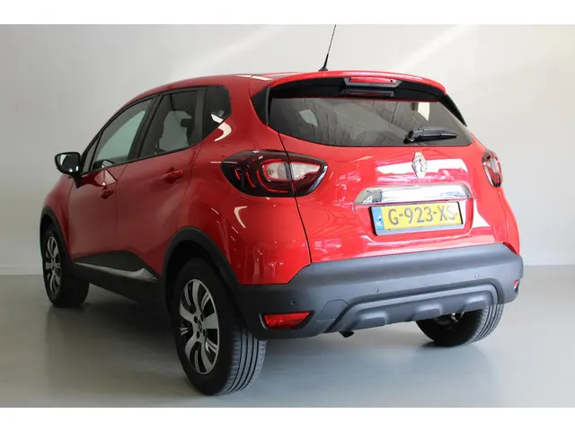 Renault Captur 0.9 TCe Limited 2020 Benzine 6