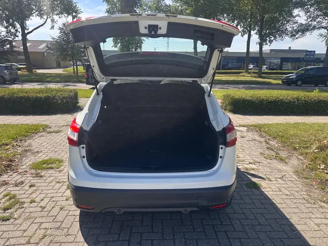 Nissan QASHQAI 1.2 Acenta Clima.Clima 2016 Benzine 7