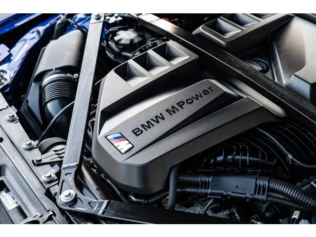 BMW M3 3-serie Touring xDrive Competition 2023 Benzine 56