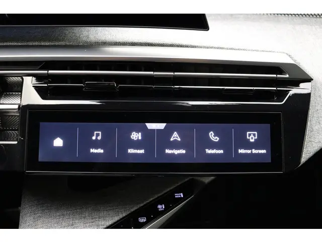 Peugeot 3008 1.2 Hybrid 136 GT 2024 Hybride Benzine 23