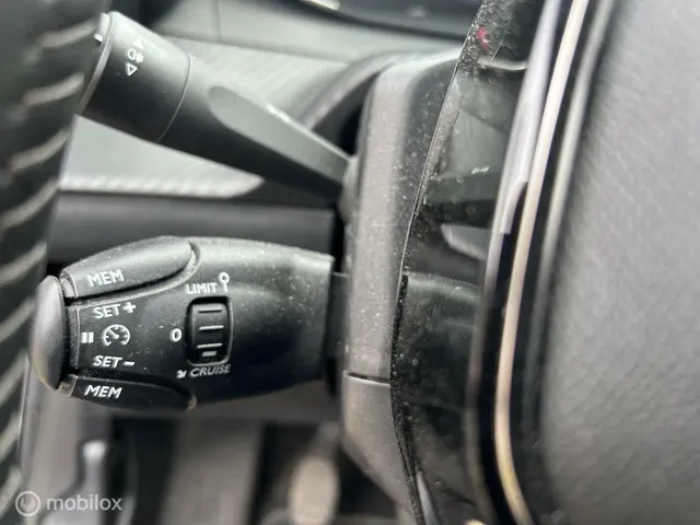 Peugeot 208 1.2 PureTech Active 2023 Benzine 9