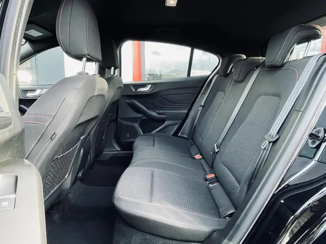 Ford Focus 1.0 ECOBOOST ST LINE BUSINESS 2020 Benzine 13