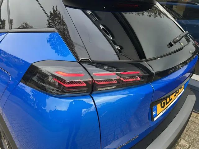 Peugeot 2008 1.2 Turbo 100PK Allure 2024 Benzine 31