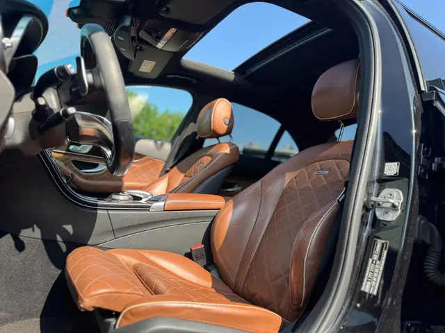 Mercedes-Benz C-Klasse AMG 63 S Edition 1 2015 Benzine 20