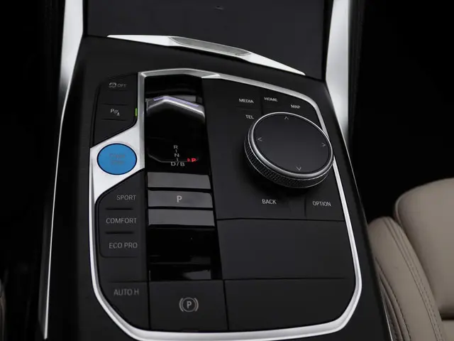 BMW i4 eDrive35 2024 Elektrisch 24