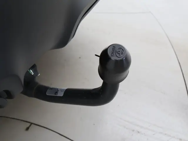 Toyota bZ4X DYNAMIC 71 kWh + TREKHAAK 2023 Elektrisch 6