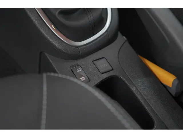 Renault Clio TCe 90 Limited 2018 Benzine 37