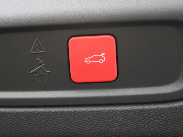 Peugeot 408 HYBRID 145 e-DCS6 GT 2026 Hybride Benzine 29