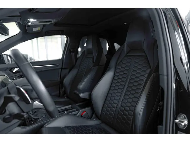Audi Q3 Sportback TFSI RS 2020 Benzine 24