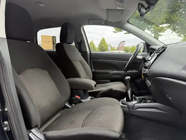 Mitsubishi ASX 1.6 Cleartec Intense 2016 Benzine 7