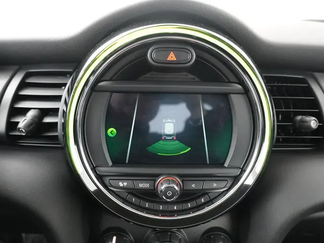 MINI Cooper Salt 2020 Benzine 17