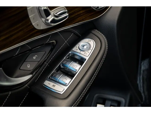 Mercedes-Benz GLC AMG 63 S 4MATIC+ 2018 Benzine 36