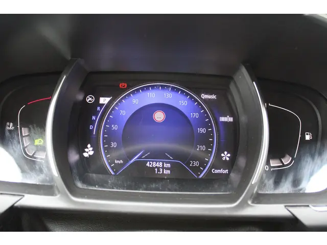 Renault Scénic 1.3 TCe 140 EDC Intens 2020 Benzine 2