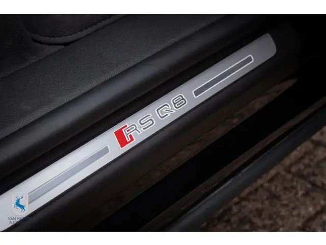 Audi Q8 4.0 TFSI RS Q8 quattro 2024 Benzine 27