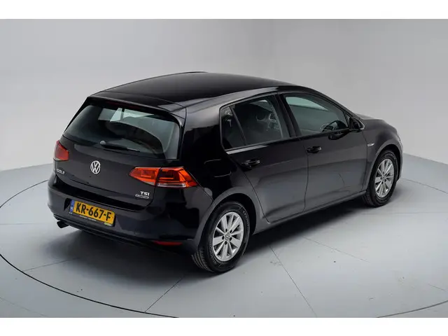 Volkswagen Golf 1.0 TSI Edition [ airco ] 2016 Benzine 10
