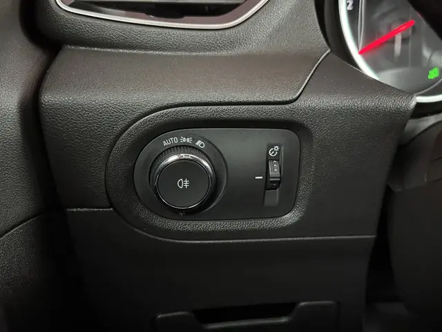 Opel Grandland X 1.2 Turbo Innovation 2019 Benzine 26