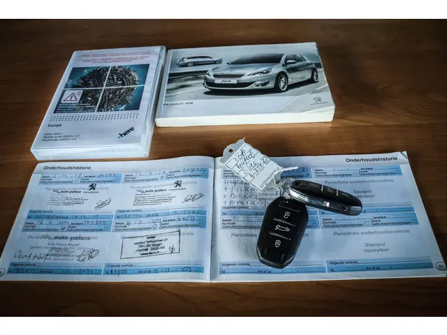 Peugeot 308 SW 1.2 e-THP Première 2015 Benzine 20