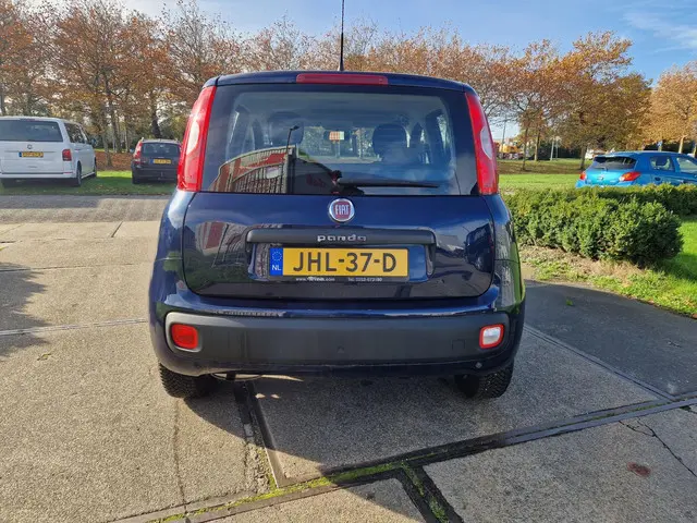 Fiat Panda 1.2 Lounge 2019 Benzine 14