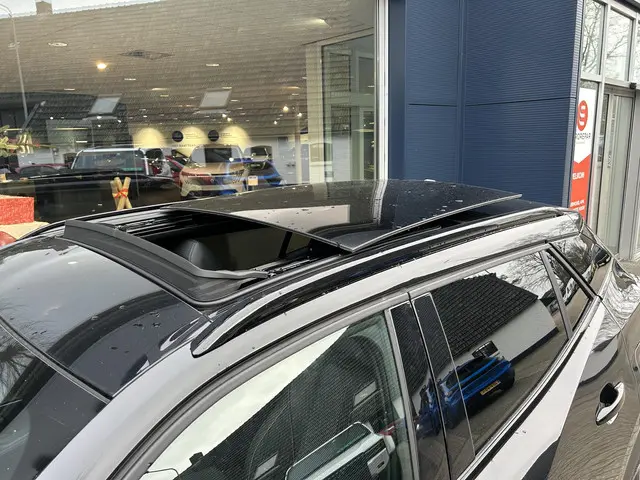 Peugeot 2008 1.2 Hybrid 145 PK GT 2025 Hybride Benzine 11